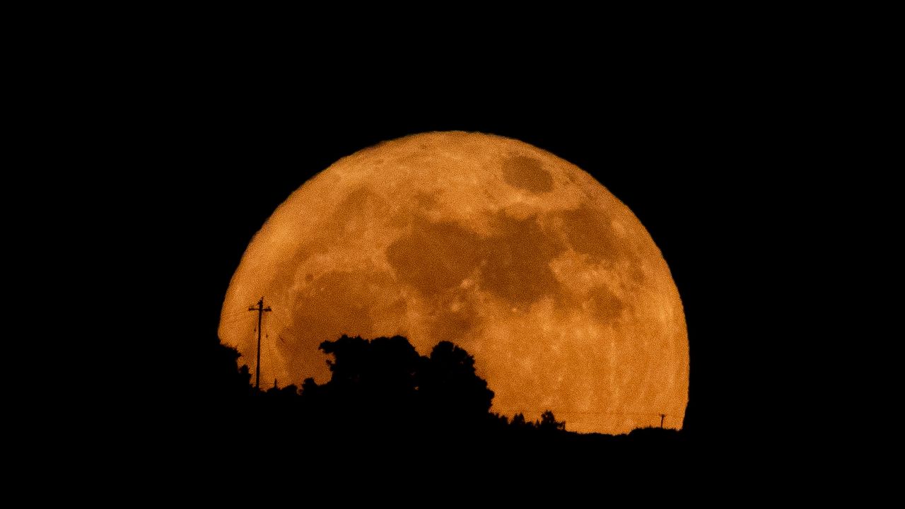 Удивительный Strawberry Moon: почему он особенный?