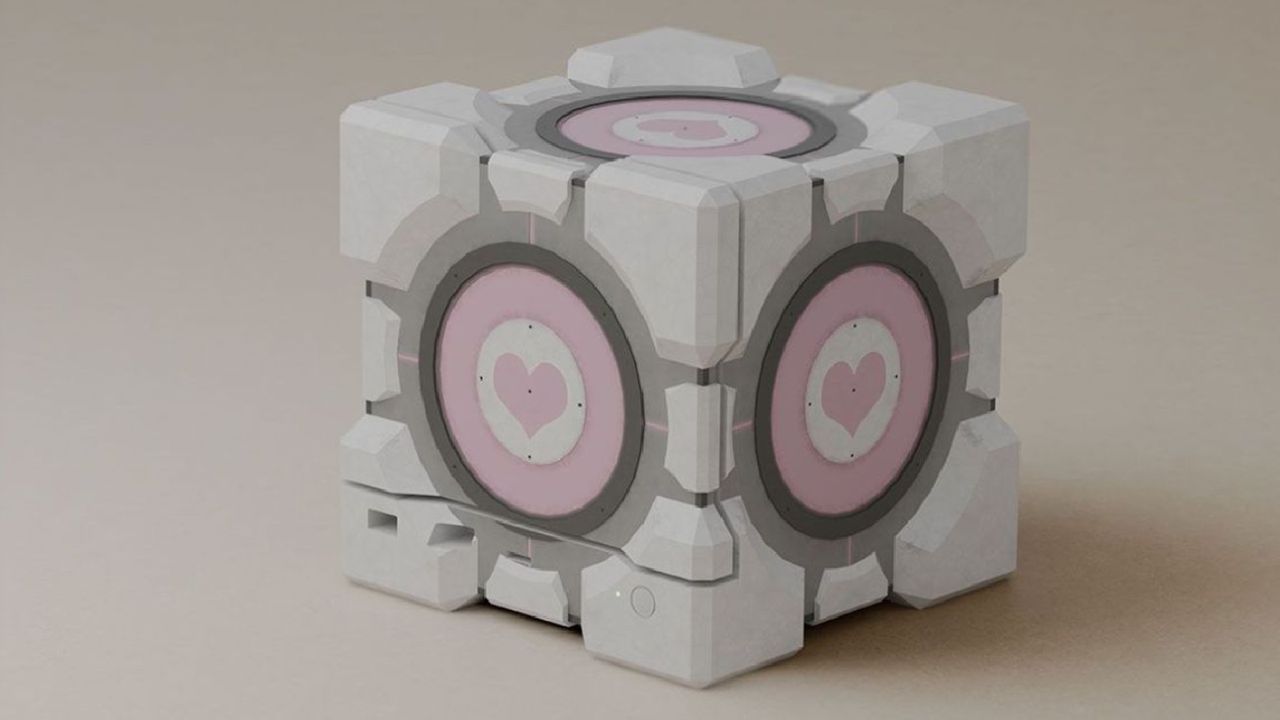 Dbrand потерял шанс на культовый кейс Companion Cube!