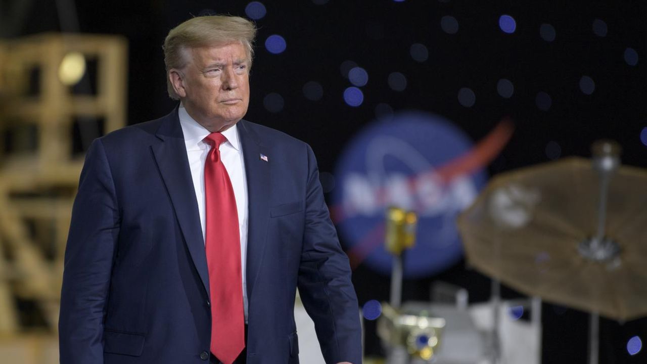 Трамп запускает новый космический курс: 1000 ракет в год!