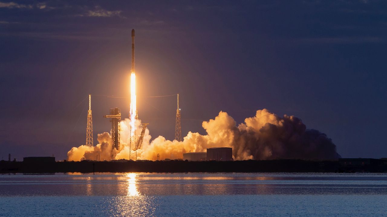  SpaceX will set rocket-reuse record on 100th Falcon 9 launch of the year early Aug. 25: Watch it live 