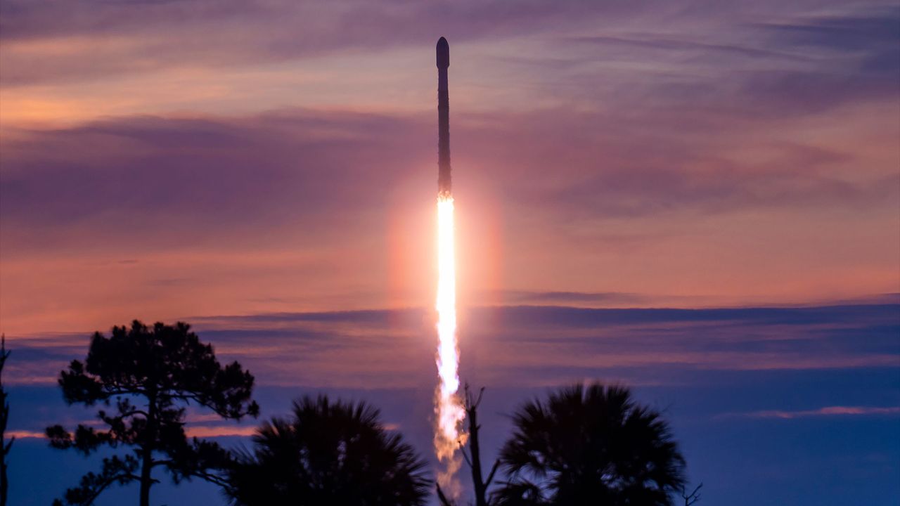 Falcon 9 готовится к рекорду: 36-й запуск уже завтра!