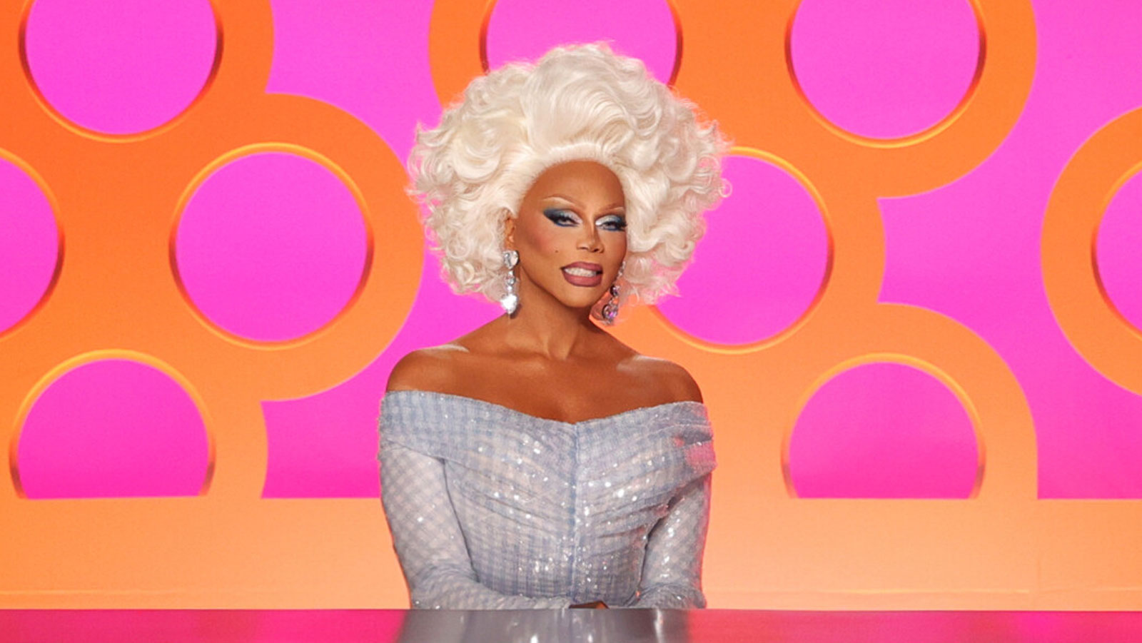 Сияние продолжается: «RuPaul’s Drag Race» возвращается с новыми сезонами!