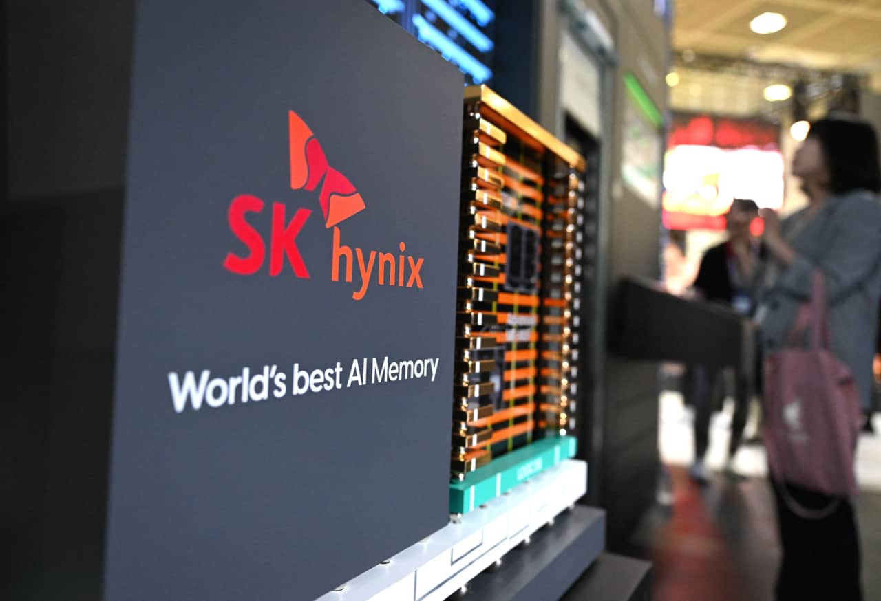 SK Hynix планирует листинг на американской бирже на сумму 30 миллиардов долларов, что может…